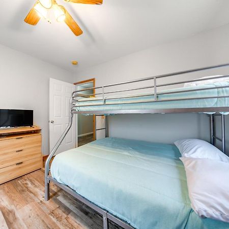 Family-Friendly Hideaway Near Presque Isle! Villa Erie Buitenkant foto