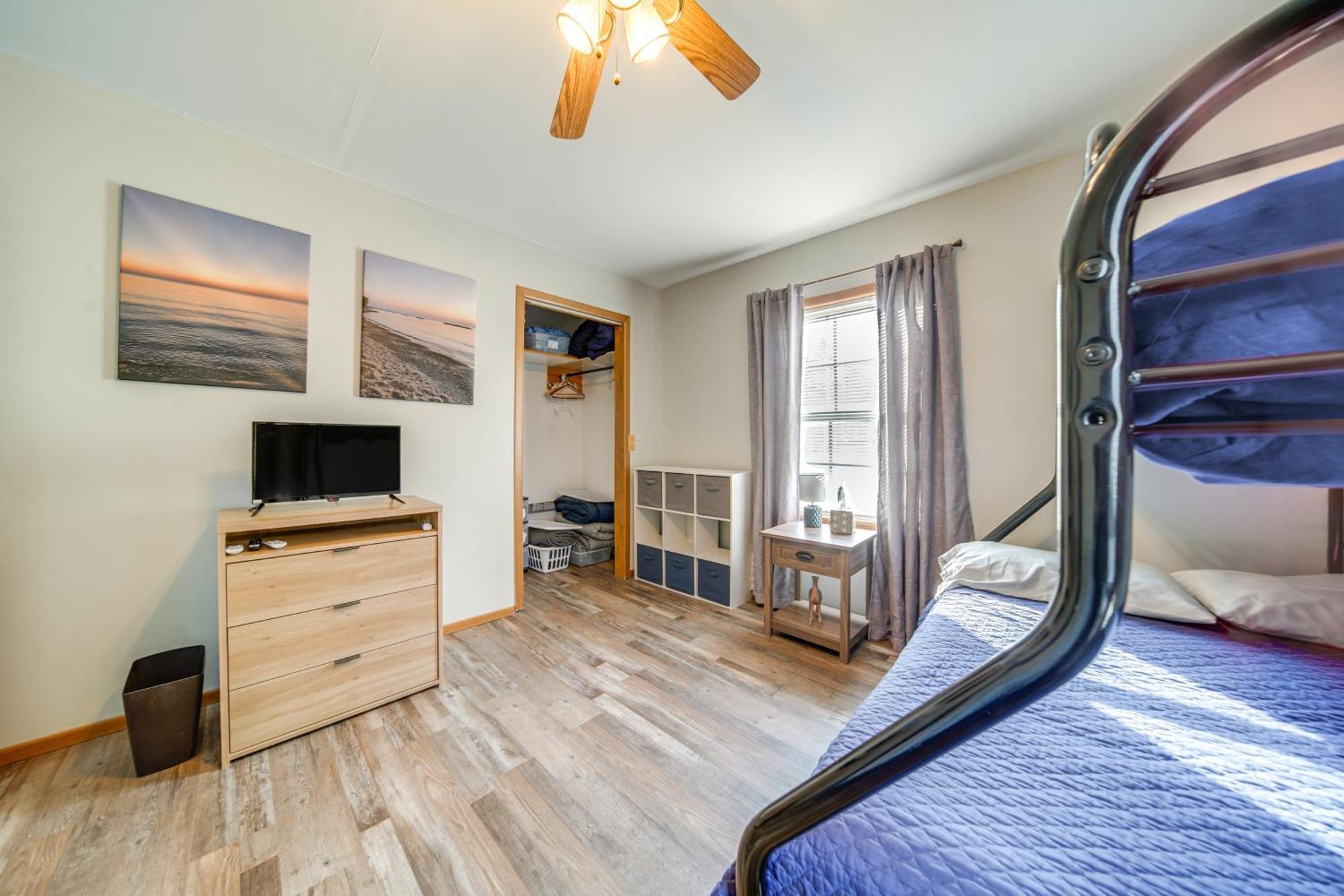 Family-Friendly Hideaway Near Presque Isle! Villa Erie Buitenkant foto